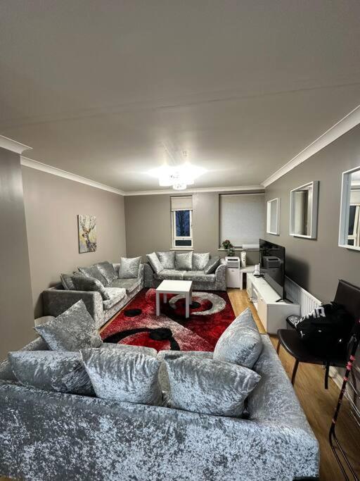 A 2 Standard Bedrooms Flat London Exterior foto